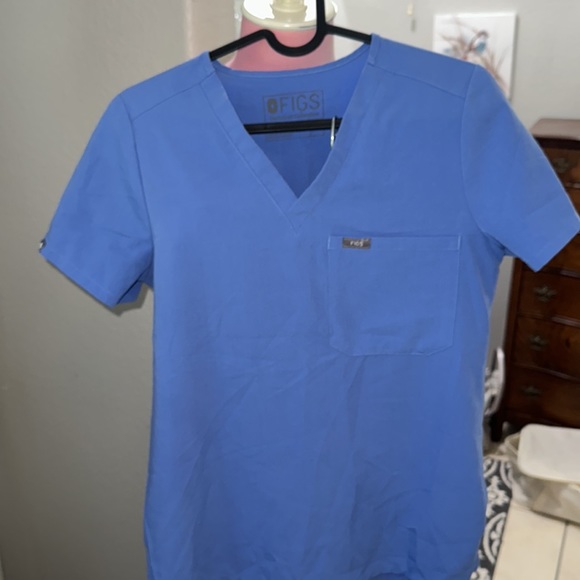 Figs Light Blue Scrubs XSTall - Picture 4 of 8